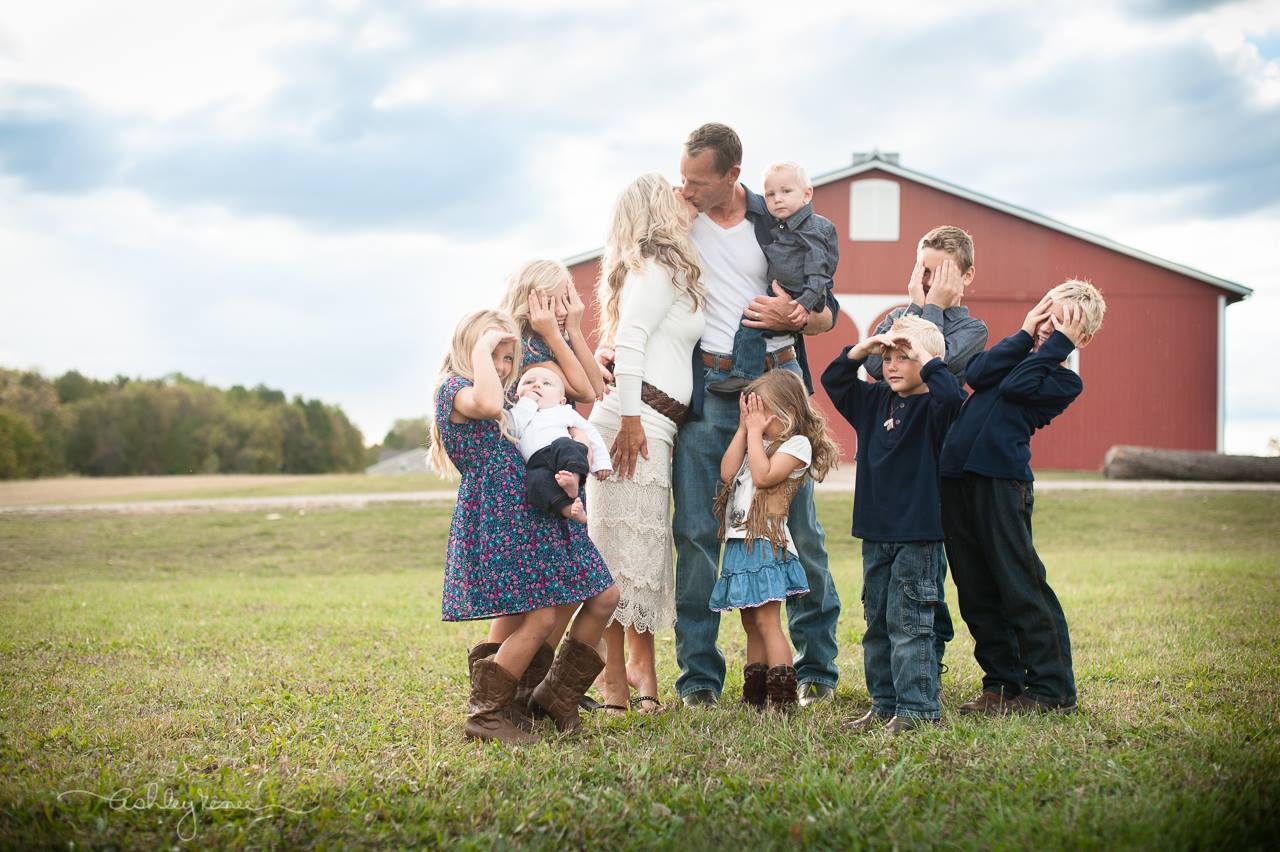 Wedding DJs Fort Wayne RnB Sound RnB Sound DJ Entertainment Wedding